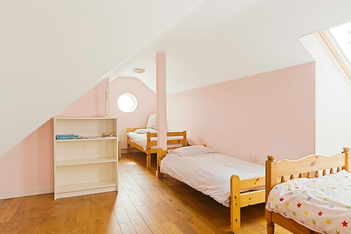 Youngsters Dormitories (sleeps up to 8 extra people)